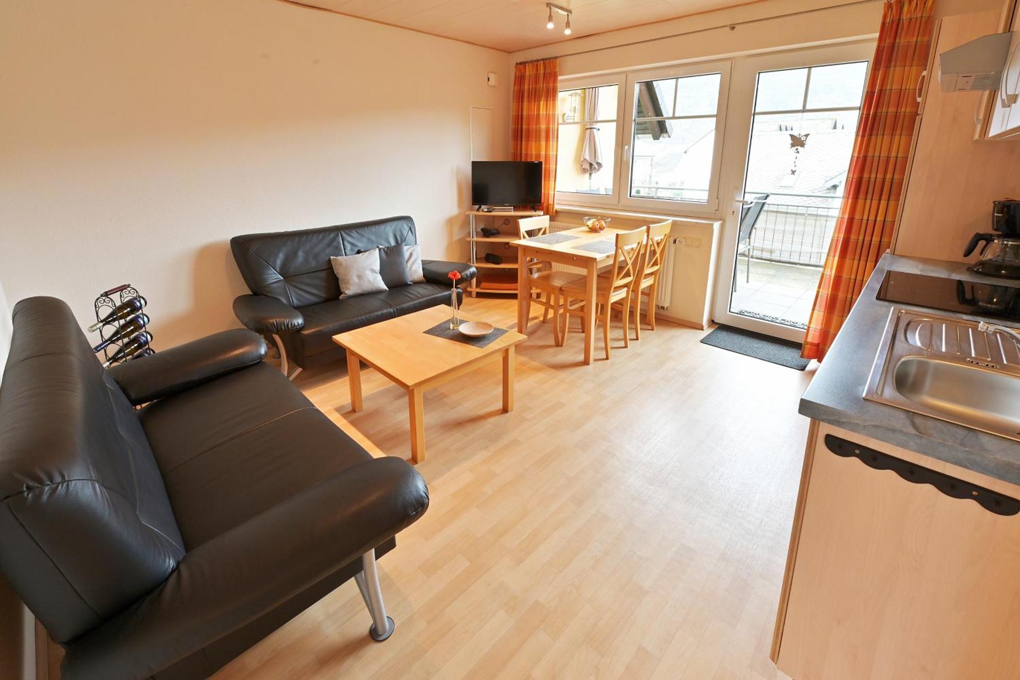 Apartamento Ferienweingut Ulrich Goebel Ernst Exterior foto